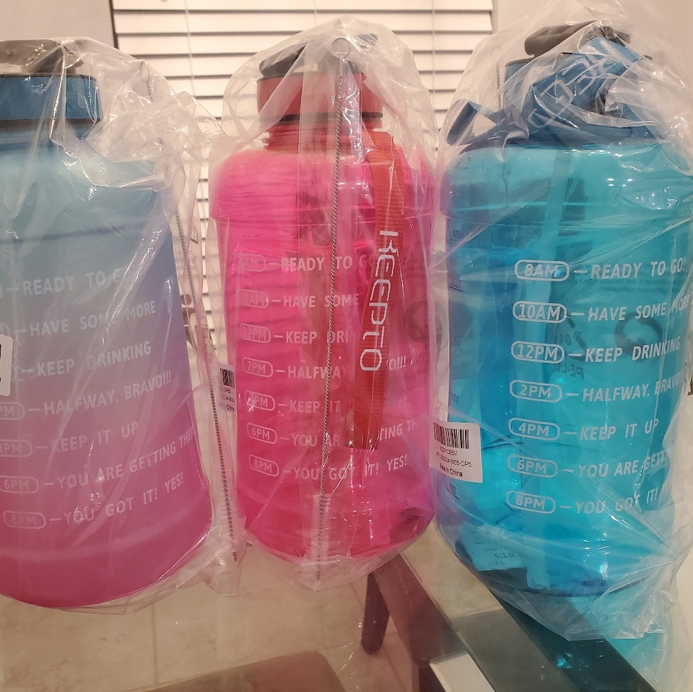 1 Time marker water bottles